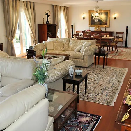 Magnificent Luzia 5 Bedrooms Sea Views Pool Table *