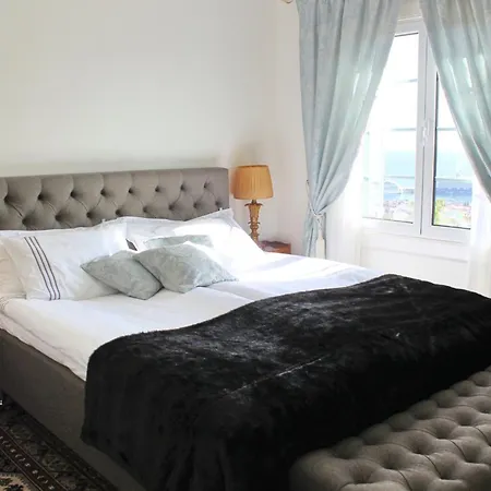 Villa Magnificent Luzia 5 Bedrooms Sea & Views Funchal (Madeira)