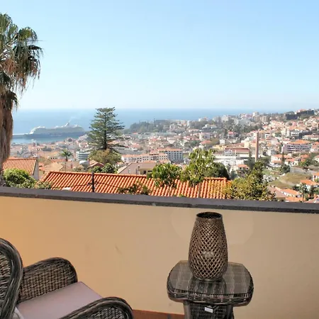 Villa Magnificent Luzia 5 Bedrooms Sea Views Pool Table