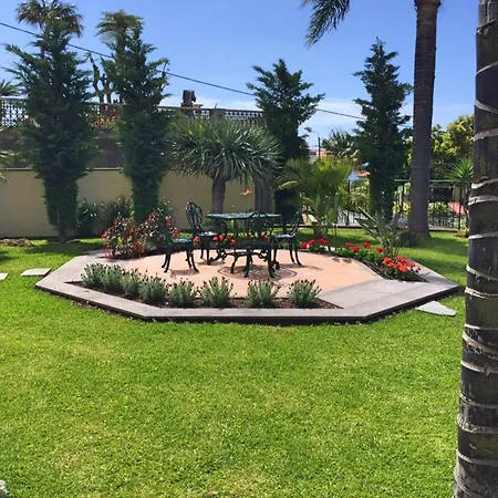 Magnificent Luzia 5 Bedrooms Sea & Views וילה