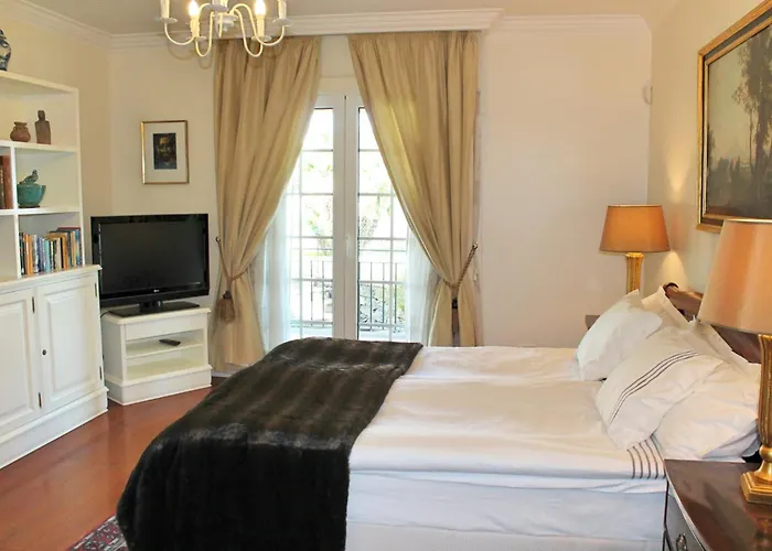 Villa Magnificent Luzia 5 Bedrooms Sea & Views Funchal (Madeira)