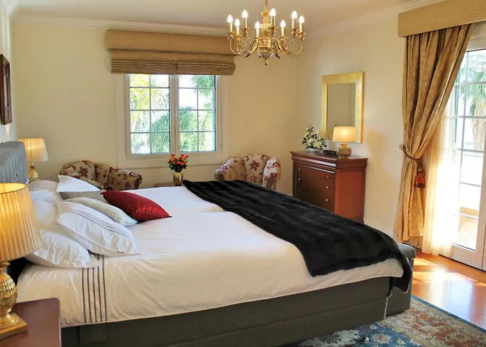 Magnificent Luzia 5 Bedrooms Sea & Views Villa Funchal (Madeira)