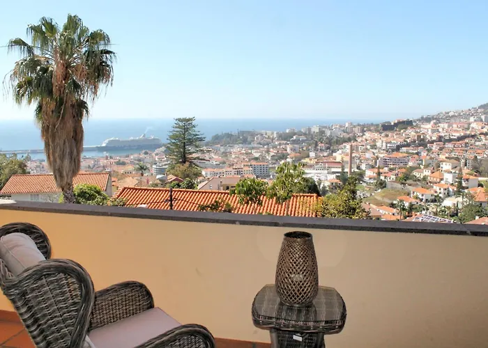 Villa Magnificent Luzia 5 Bedrooms Sea & Views