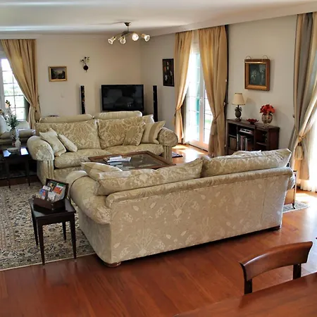 Magnificent Luzia 5 Bedrooms Sea Views Pool Table 빌라 푼샬